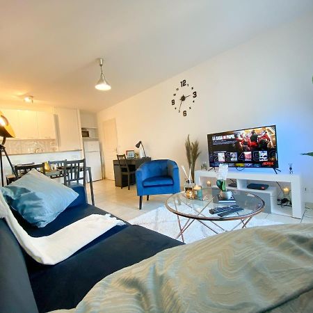 Apartmán Blue Pearl - Parking - Gare Rer A 5 Min Corbeil-Essonnes Exteriér fotografie