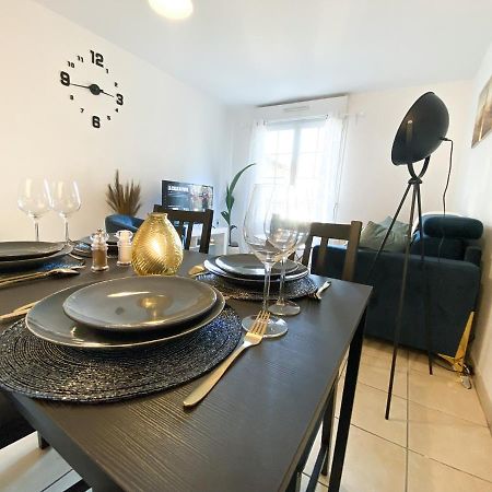 Apartmán Blue Pearl - Parking - Gare Rer A 5 Min Corbeil-Essonnes Exteriér fotografie