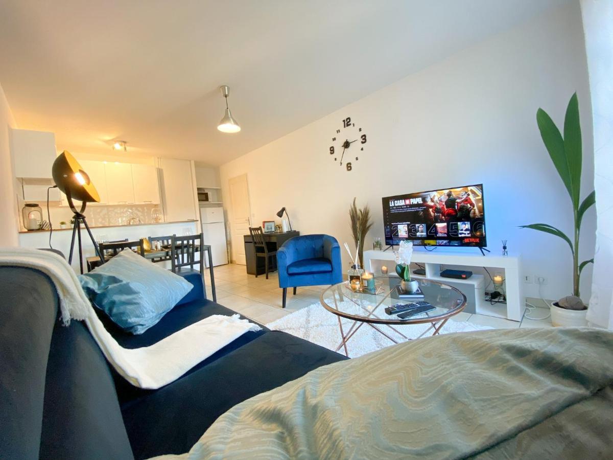Apartmán Blue Pearl - Parking - Gare Rer A 5 Min Corbeil-Essonnes Exteriér fotografie