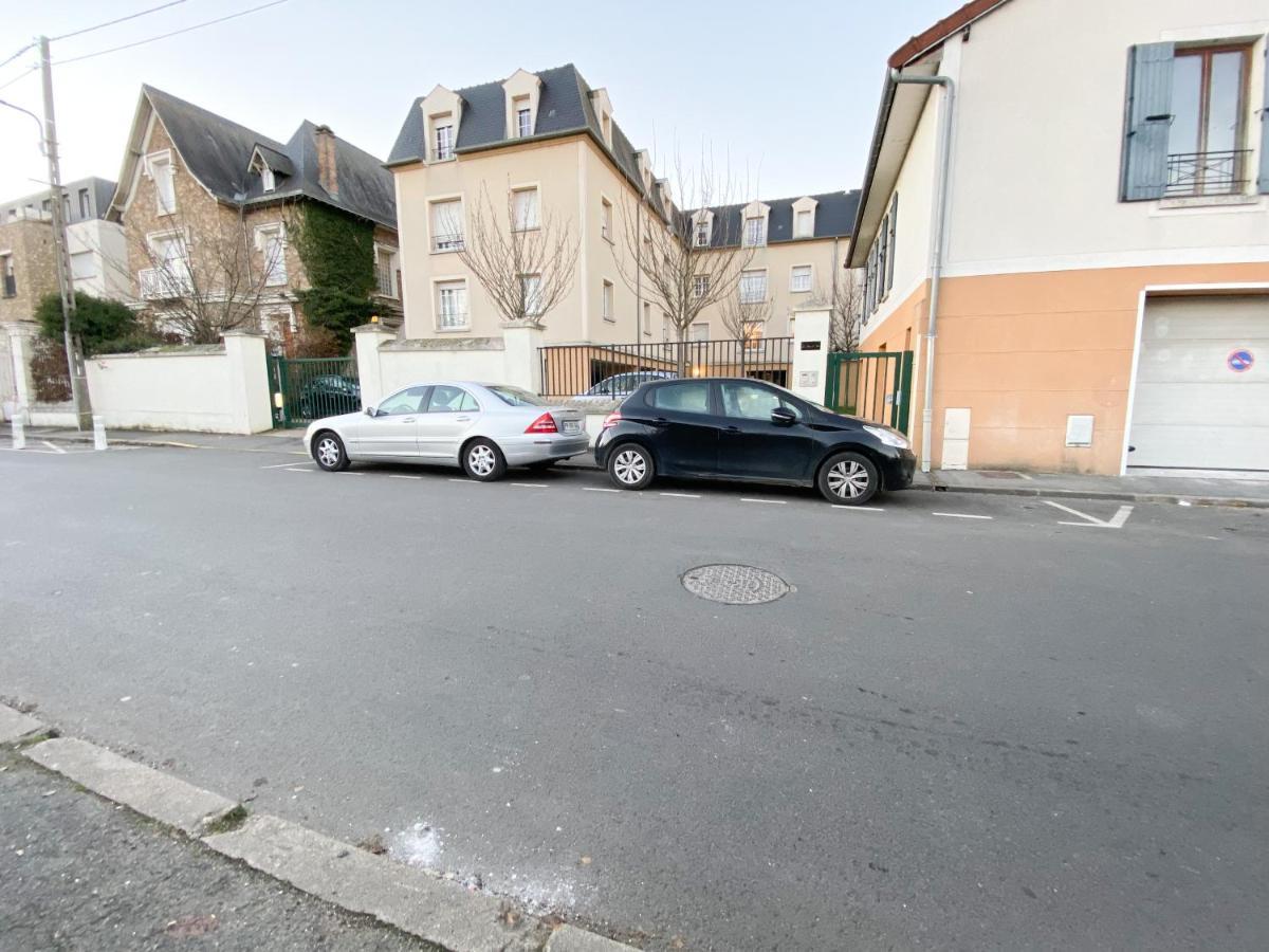 Apartmán Blue Pearl - Parking - Gare Rer A 5 Min Corbeil-Essonnes Exteriér fotografie